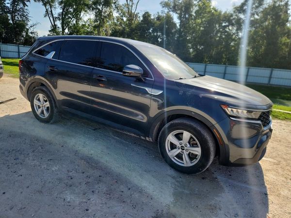 2022 KIA SORENTO LX
