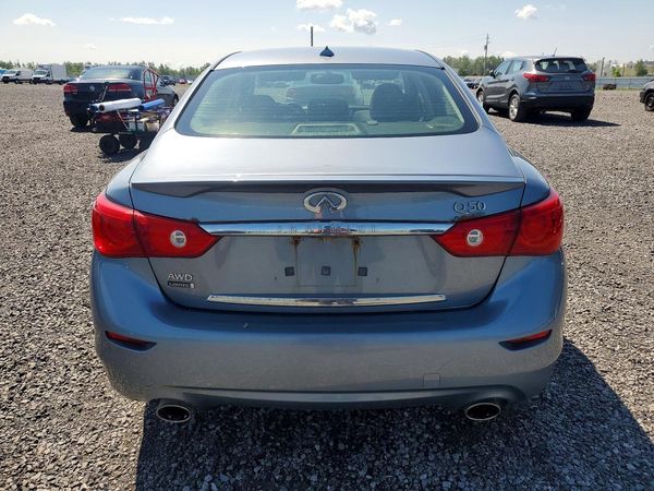 2015 INFINITI Q50