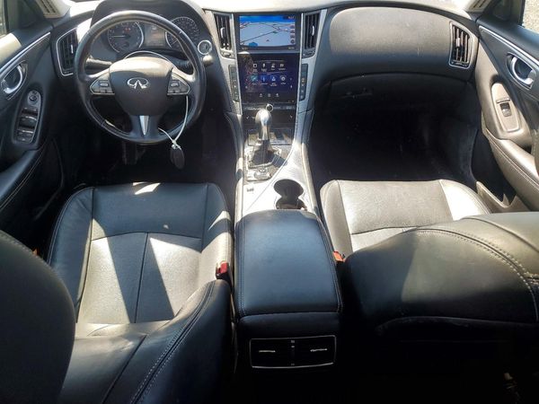 2015 INFINITI Q50