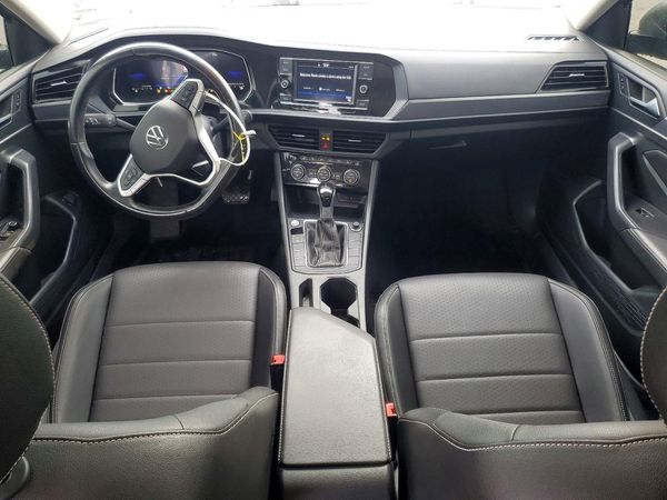 2023 VOLKSWAGEN JETTA SE w/ Sunroof