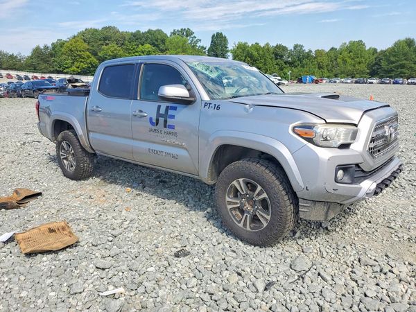 2017 TOYOTA TACOMA