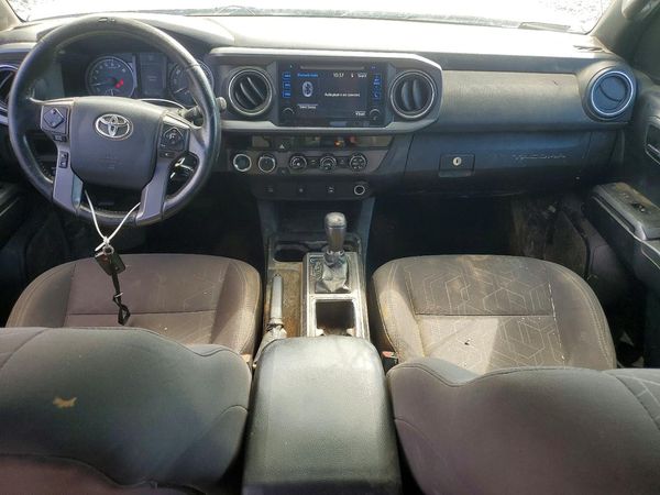 2017 TOYOTA TACOMA