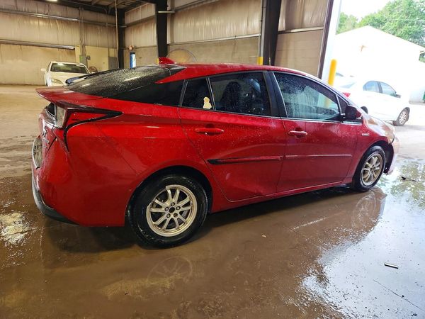2019 TOYOTA PRIUS LE/XLE
