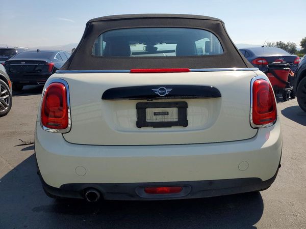 2019 MINI COOPER