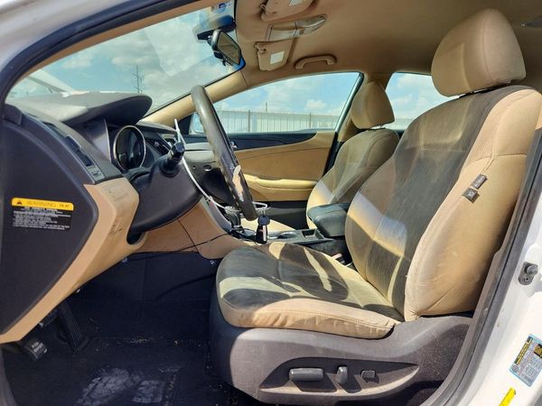 2012 HYUNDAI SONATA