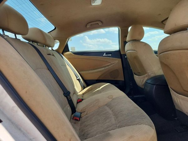 2012 HYUNDAI SONATA