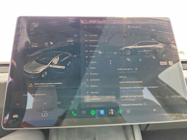 2025 TESLA MODEL 3