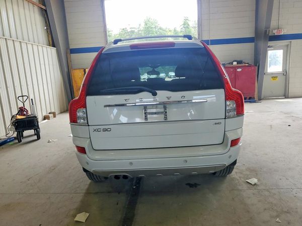 2013 VOLVO XC90