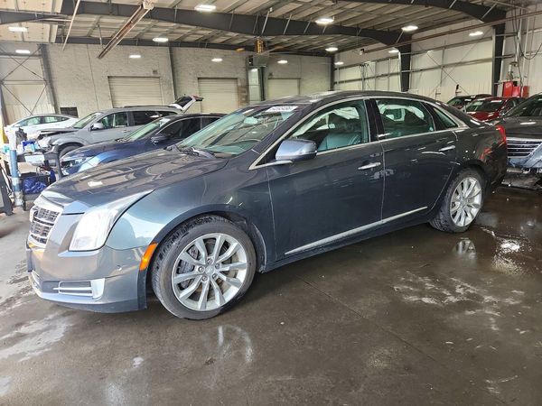 2017 CADILLAC XTS Luxury
