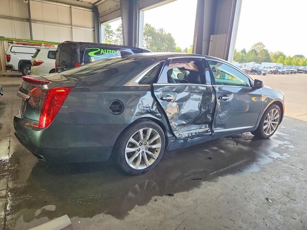 2017 CADILLAC XTS Luxury