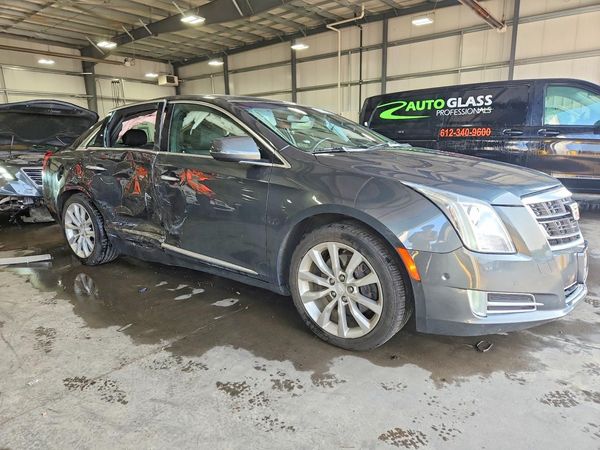 2017 CADILLAC XTS Luxury