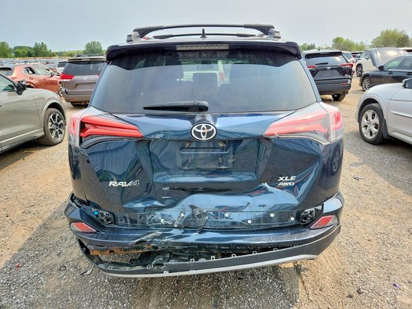 2018 TOYOTA RAV4 Adventure/XLE