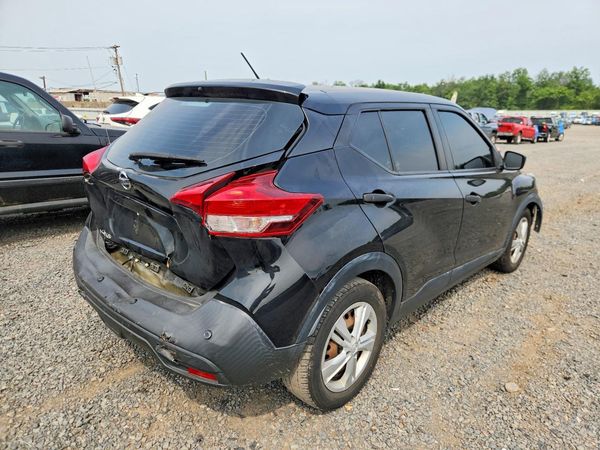 2020 NISSAN KICKS