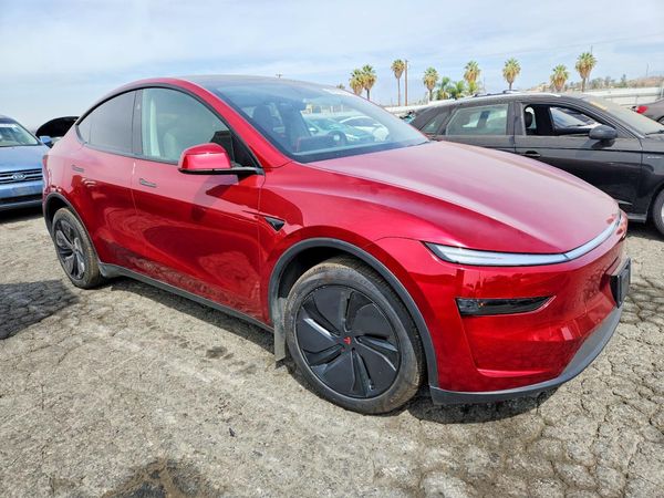 2026 TESLA MODEL Y
