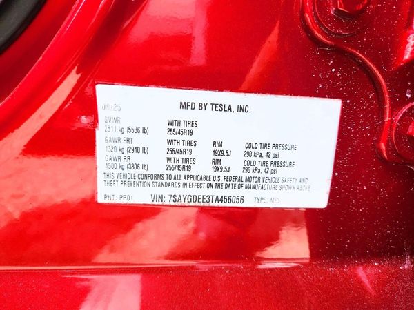 2026 TESLA MODEL Y