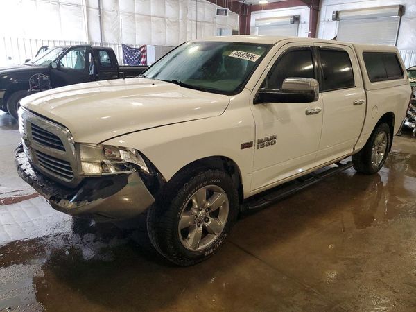 2014 RAM 1500 SLT