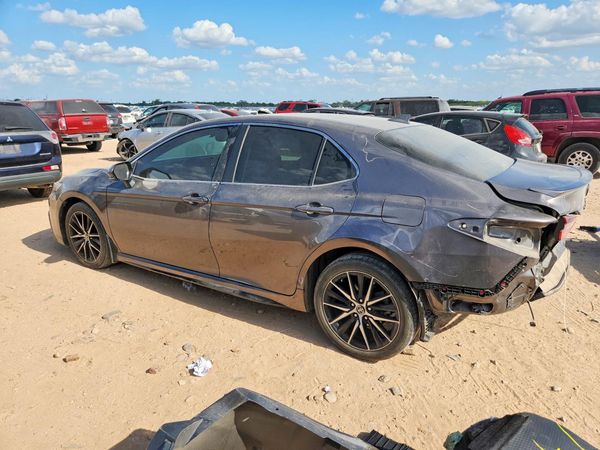 2023 TOYOTA CAMRY