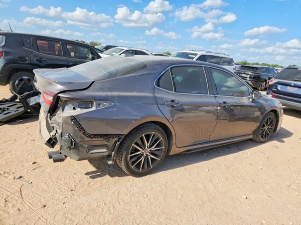 2023 TOYOTA CAMRY