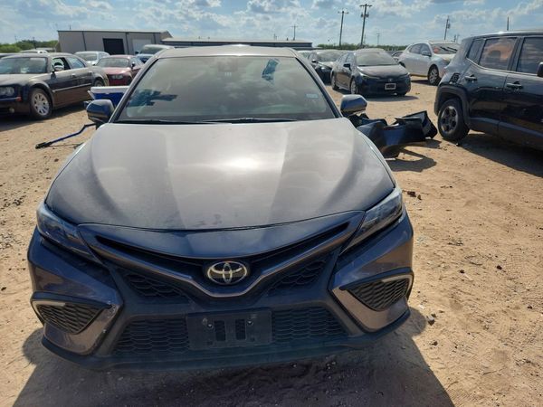 2023 TOYOTA CAMRY