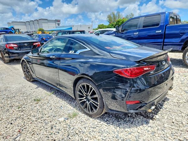 2017 INFINITI Q60
