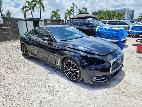 2017 INFINITI Q60