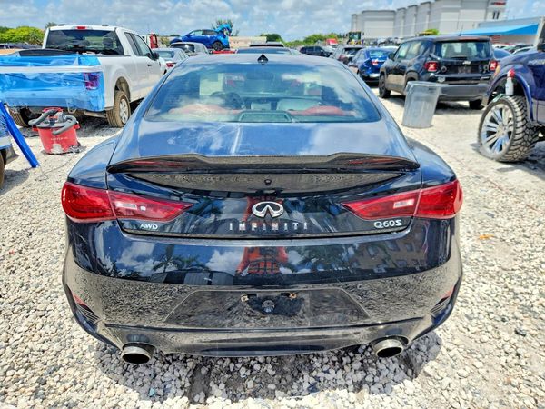2017 INFINITI Q60