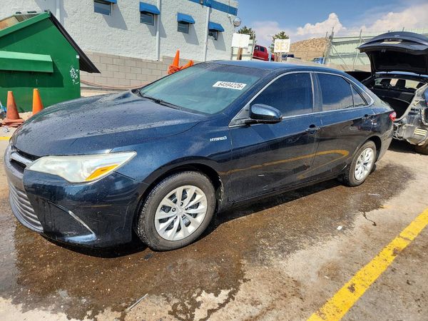 2017 TOYOTA CAMRY