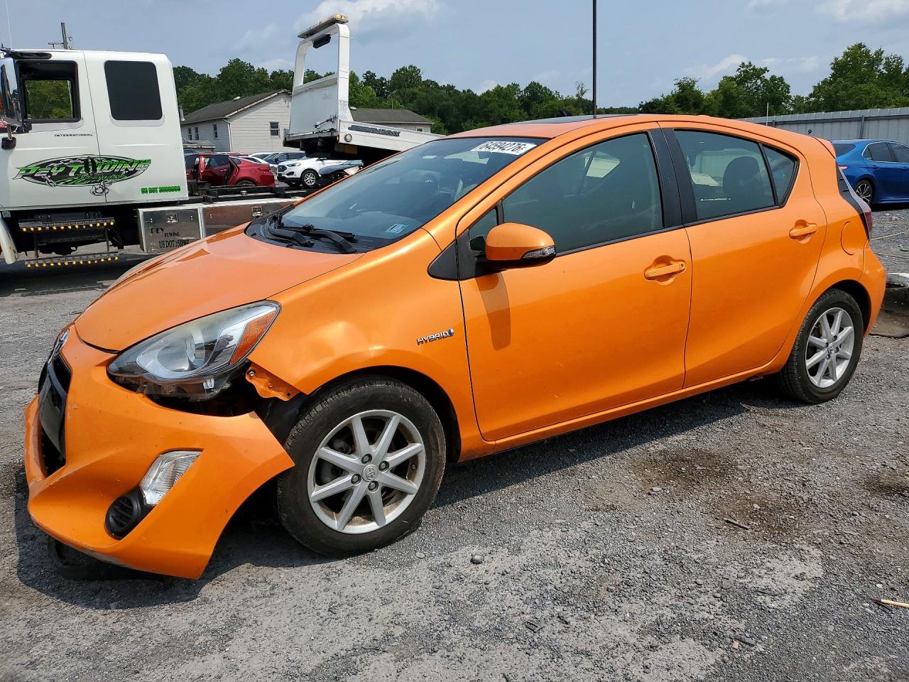 2015 TOYOTA PRIUS