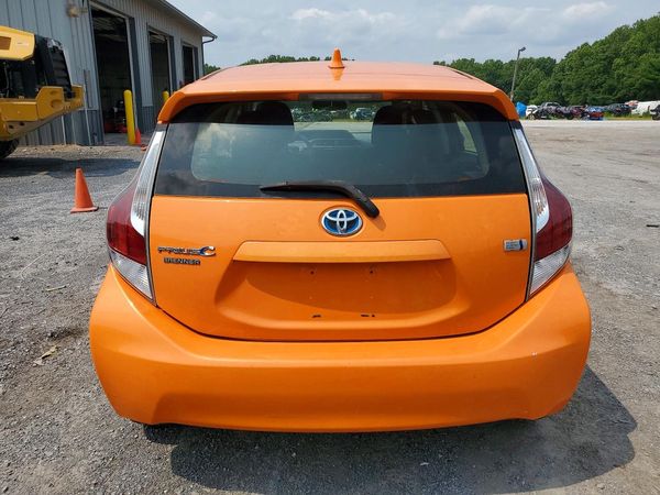 2015 TOYOTA PRIUS