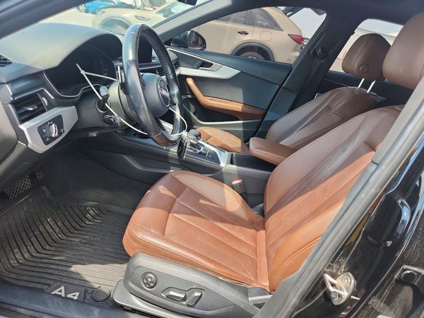 2017 AUDI A4