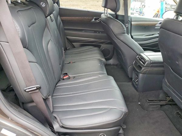 2024 GENESIS GV80