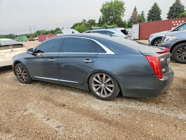2013 CADILLAC XTS Luxury