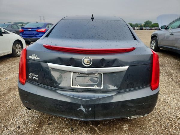 2013 CADILLAC XTS Luxury