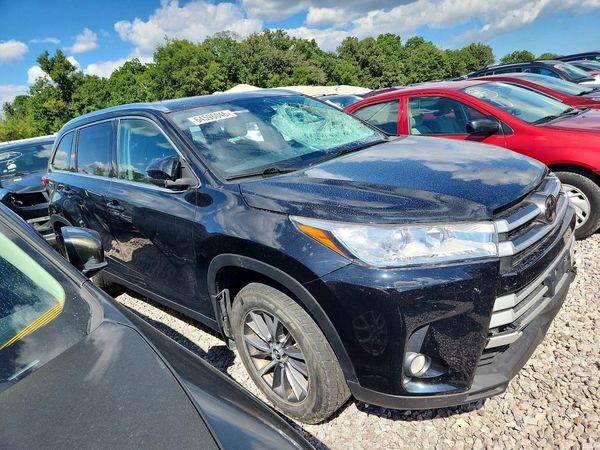 2019 TOYOTA HIGHLANDER SE/XLE