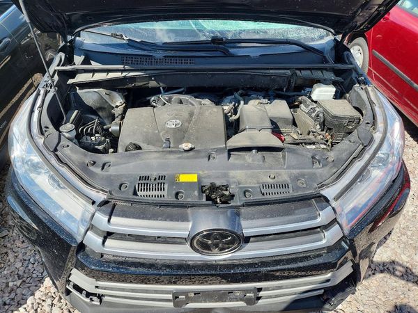 2019 TOYOTA HIGHLANDER SE/XLE