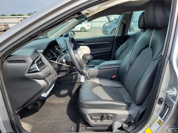 2021 TOYOTA CAMRY