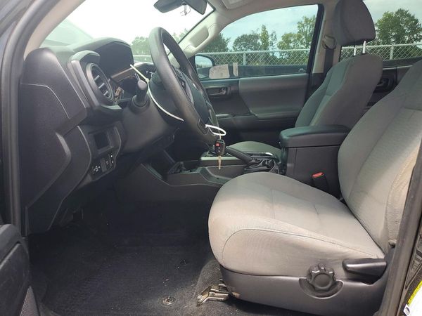 2019 TOYOTA TACOMA SR5