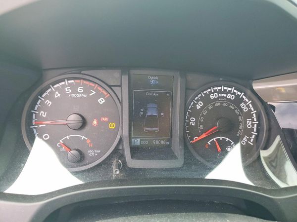 2019 TOYOTA TACOMA SR5