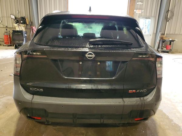 2025 NISSAN KICKS