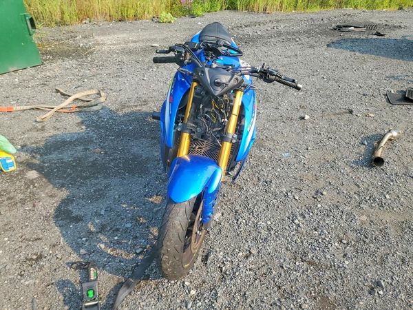 2016 SUZUKI GSXS1000