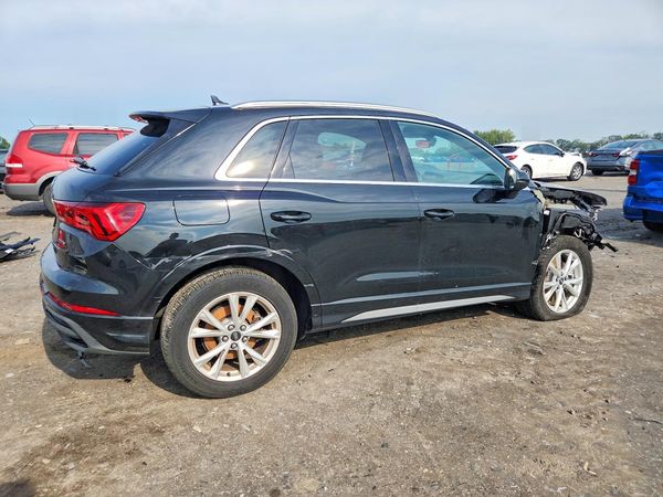 2025 AUDI Q3 S Line quattro Premium