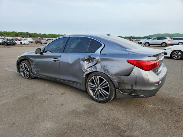 2015 INFINITI Q50