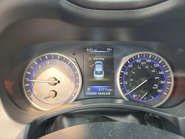 2015 INFINITI Q50