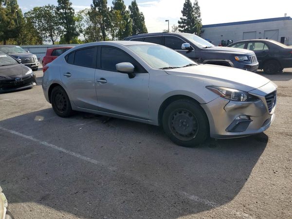 2015 MAZDA 3