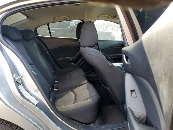 2015 MAZDA 3