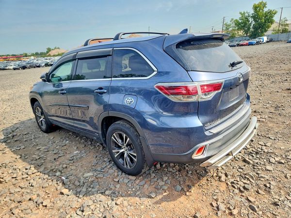 2016 TOYOTA HIGHLANDER
