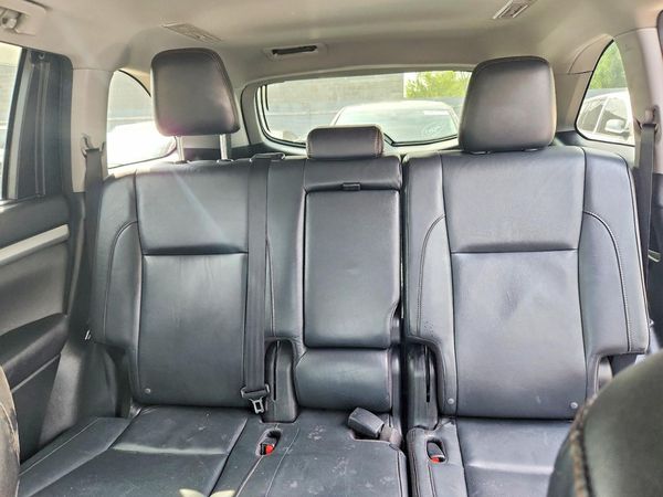 2016 TOYOTA HIGHLANDER