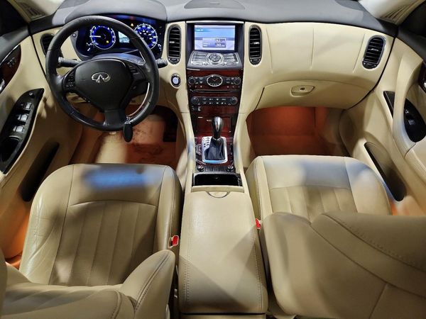 2016 INFINITI QX50