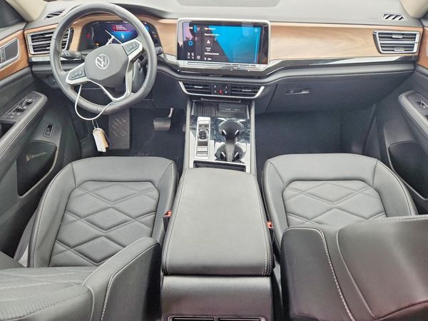 2025 VOLKSWAGEN ATLAS 4Motion SE