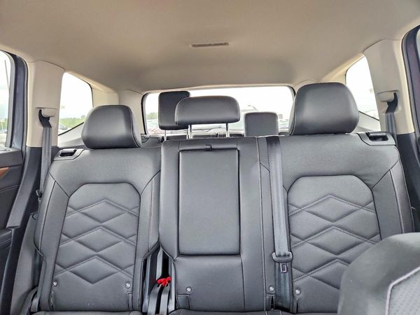 2025 VOLKSWAGEN ATLAS 4Motion SE